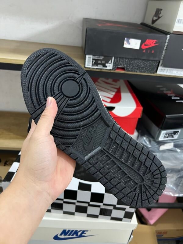 Travis Scott x Air Jordan 1 Low Black Knight Le Samourai Noir(36-47.5) - Image 5