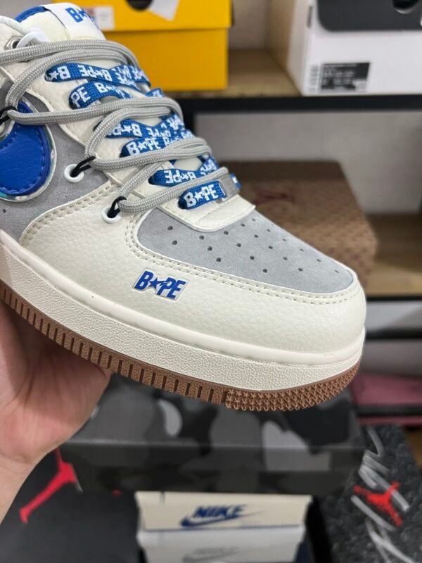BAPE X AIR FORCE 1'07 LV8 BEIGE/ROYAL BLUE BEIGE/BLEU ROYAL(36-47.5) - Image 3