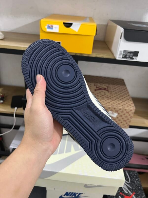 FRAGMENT DESIGN X AIR FORCE 1'07 LV8 BEIGE/DARK BLUE/GRAY BEIGE/BLEU FONCE/GRIS(36-47.5) - Image 7