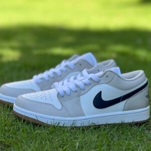 AIR JORDAN 1 LOW WHITE MIDNIGHT NAVY BLANC MARINE MINUIT(35-47.5)