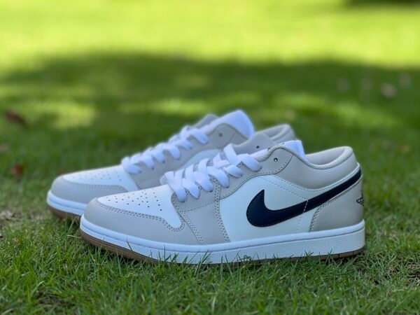 AIR JORDAN 1 LOW WHITE MIDNIGHT NAVY BLANC MARINE MINUIT(35-47.5)