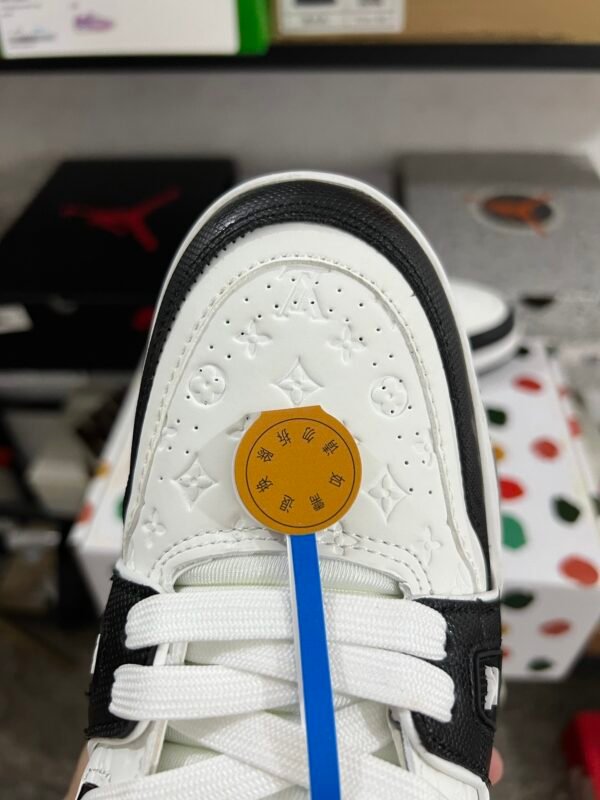 LV ARCH LICHT SNEAKER WHITE BLACK(36-45) - Image 4