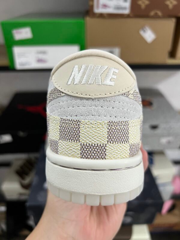 LV X NIKE DUNK LOW RETRO WHITE(36-47.5) - Image 5