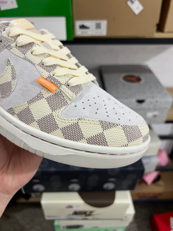 LV X NIKE DUNK LOW RETRO WHITE(36-47.5) - Image 7