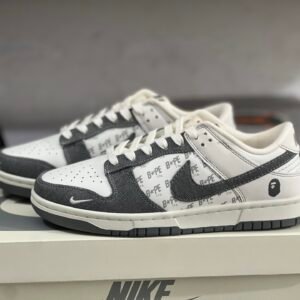 BAPE x Nike SB Dunk LOW RETRO WHITE GRAY(36-47.5)