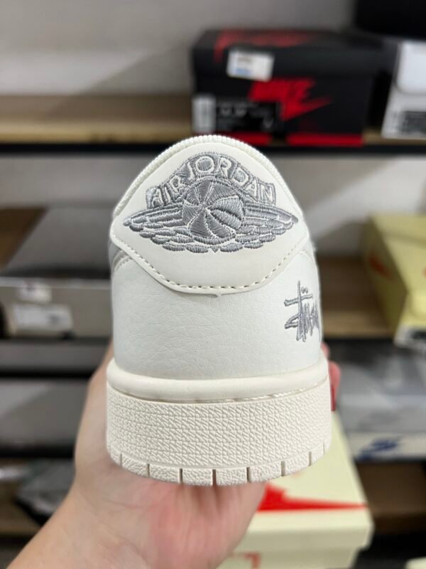SUPREME X Travis Scott x AIR JORDAN 1 LOW White/Grey(36-47.5) - Image 8