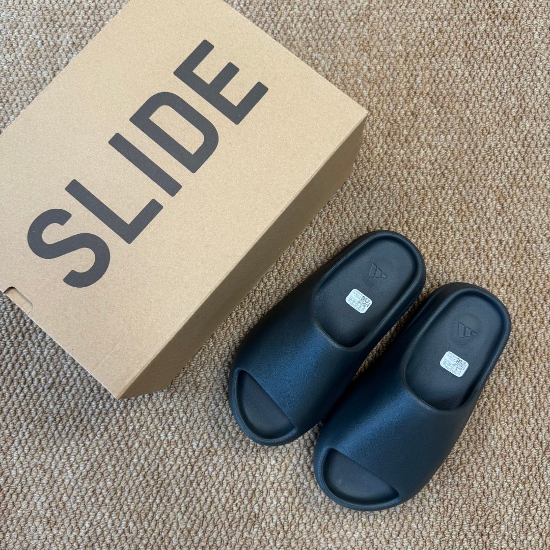 Yeezy Slide Dark Onyx(37-48.5) - Image 7