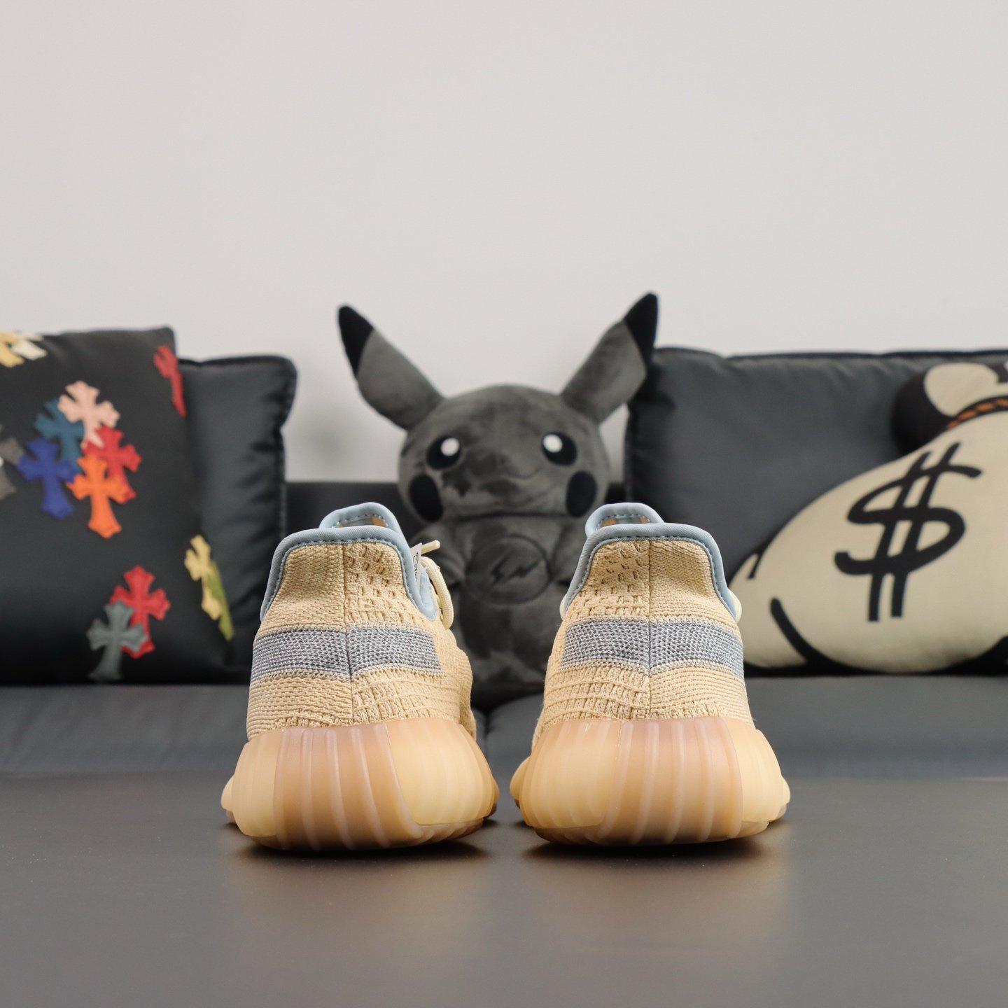 Yeezy 350 v2 linen(36-48.5) - Image 6