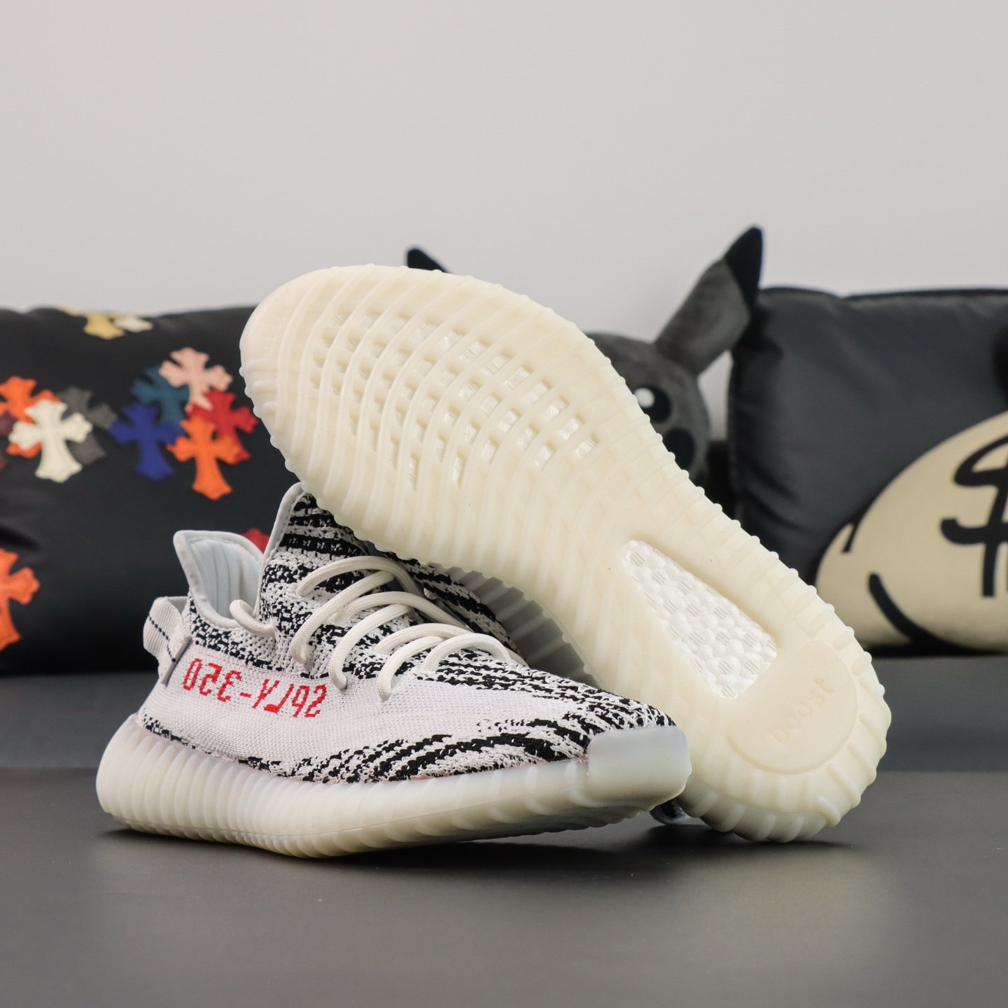 Yeezy Boost 350 v2 Zebra(36-48.5) - Image 4