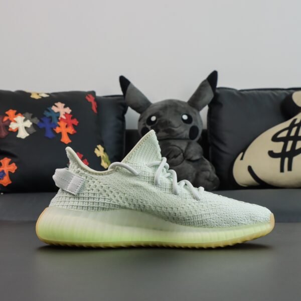 Yeezy boost 350 v2 Hyperspace(36-48.5) - Image 2