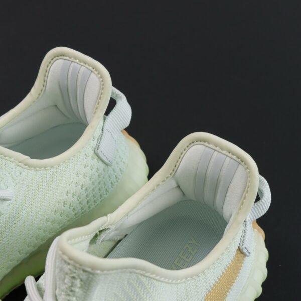 Yeezy boost 350 v2 Hyperspace(36-48.5) - Image 8