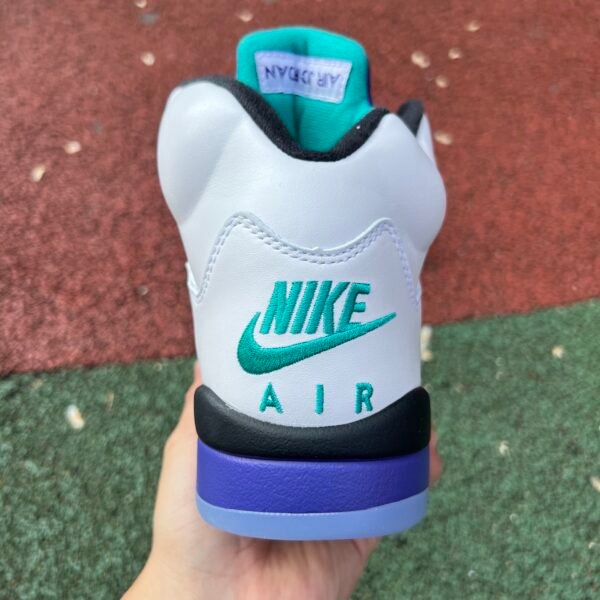 AIR JORDAN 5 RETRO OG WHITE NEW ENERALD-GRAPE ICE（40-48.5） - Image 3