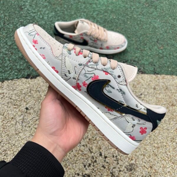 Air Jordan 1 Low OG “Cranes”(36-47.5) - Image 4