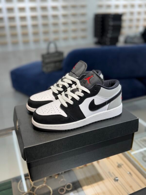 Air Jordan 1 Low White Black Panda(36-47.5) - Image 3