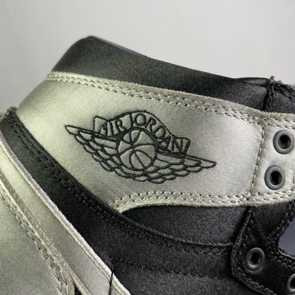 Air Jordan 1 Retro High OG Satin Shadow(36-47.5) - Image 8