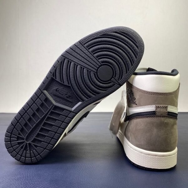Nike Air Jordan 1 Retro High OG “Dark Mocha”（36-47.5） - Image 11