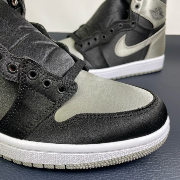 Air Jordan 1 Retro High OG Satin Shadow(36-47.5) - Image 13
