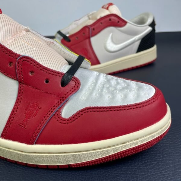 Trophy Room x aj1 Low OG ‘Home’（40-47.5） - Image 2