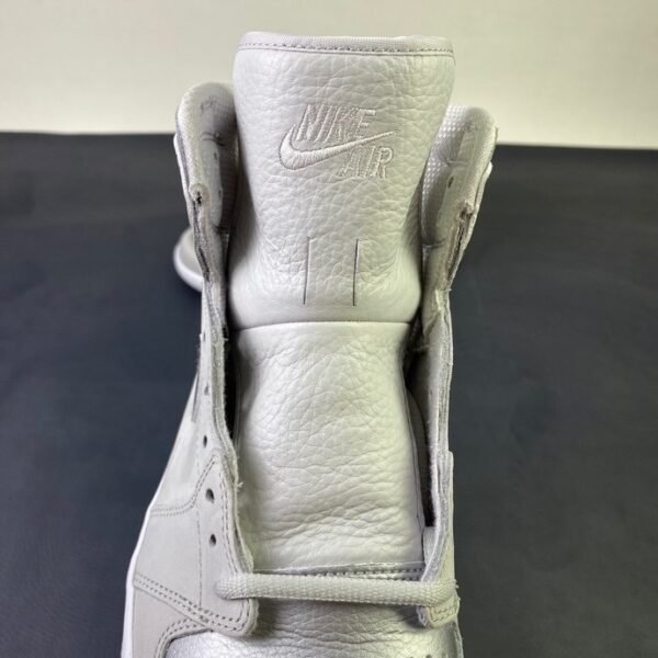AIR JORDAN 1 RETRO HIGH OG CO JP(40.5-47.5) - Image 9