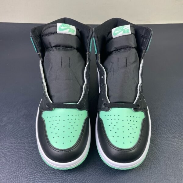 Air Jordan 1 Retro High OG Green Glow(40.5-47.5) - Image 3