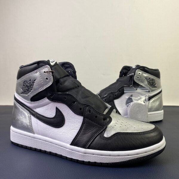 Air Jordan 1 High OG Retro “Silver Toe”(36-47.5)